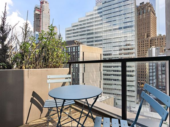 101 Warren Street 12L, New York NY 10007