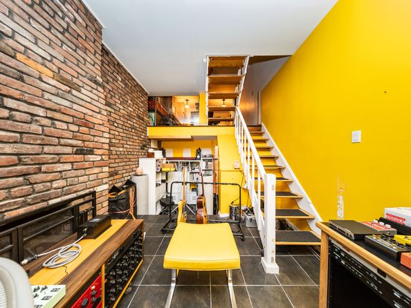 49 East 12th Street 1B, New York NY 10003