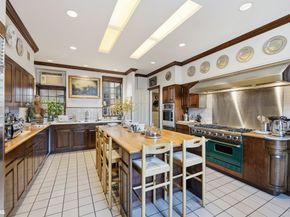 563 Park Avenue 11/12W, New York NY 10021