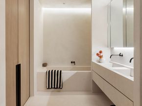 415 Washington Street 5A, New York NY 10013