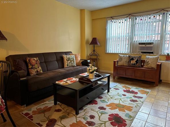 72-35 112th Street 2E, Queens NY 11375