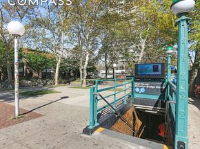 37 Henry Street TH1, Brooklyn NY 11201