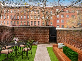 37 Henry Street TH1, Brooklyn NY 11201