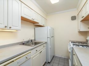 151-05 Cross Island Parkway 1D, Queens NY 11357