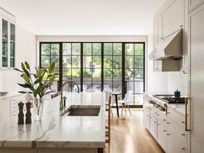 354 West 20th Street, New York NY 10011