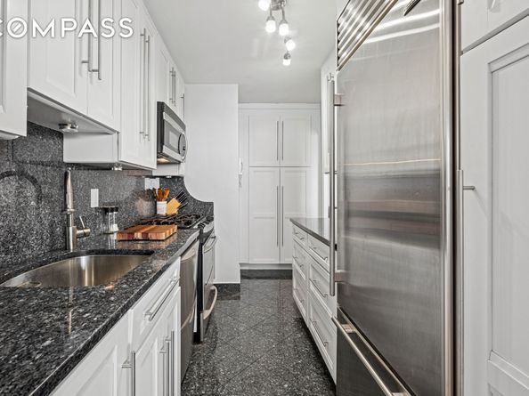 5700 Arlington Avenue 7G, Bronx NY 10471