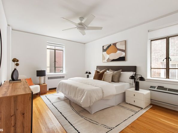 255 West 23rd Street 5EB, New York NY 10011