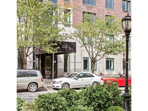 225 Rector Place 22E, New York NY 10280