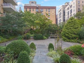 40 East 9th Street 2G, New York NY 10003