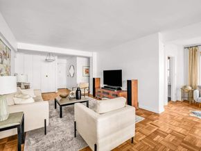 40 East 9th Street 2G, New York NY 10003