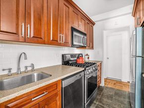 40 East 9th Street 2G, New York NY 10003