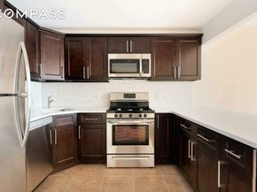 71-01 Cooper Avenue 3FAM, Queens NY 11385