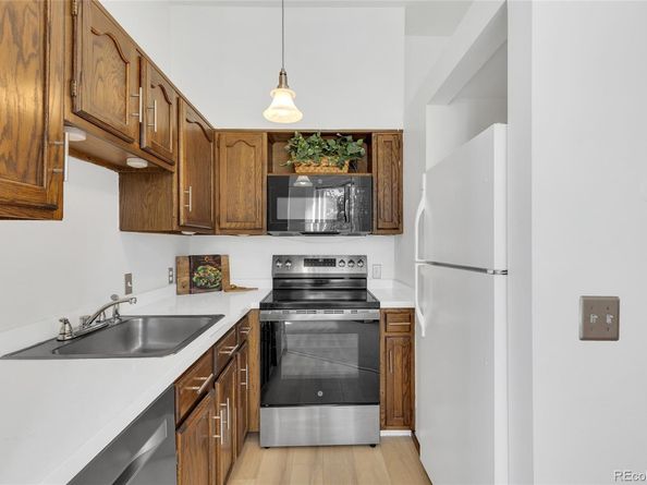 1001 E 17th Avenue 13, Denver CO 80218