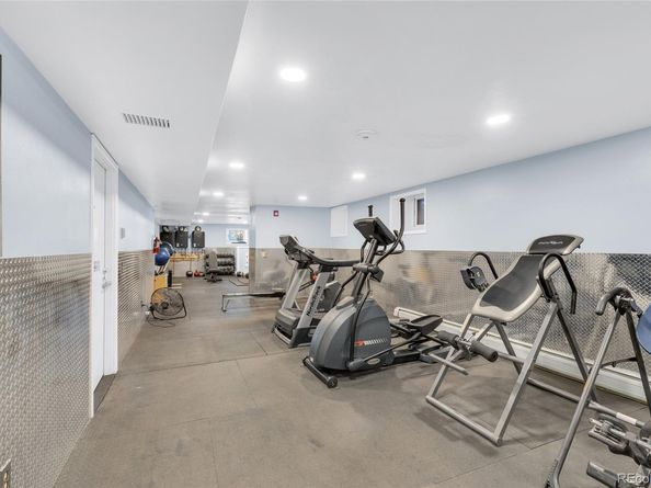 1001 E 17th Avenue 13, Denver CO 80218