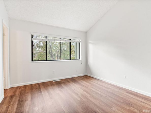 2297 S Oswego Way, Aurora CO 80014