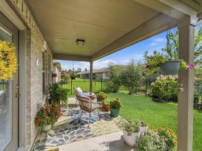 410 Thistle Thorn Drive, The Woodlands TX 77382
