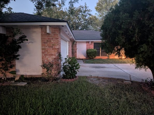 11818 Sawmill Stream Circle, Houston TX 77067