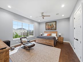 4306 Center Street, Houston TX 77007