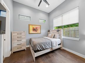 4306 Center Street, Houston TX 77007