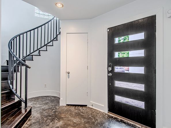 2025 Colquitt Street E, Houston TX 77098