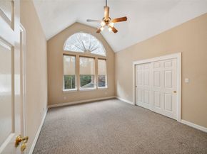 901 Longmire Road 28, Conroe TX 77304
