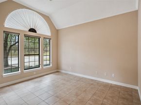 901 Longmire Road 28, Conroe TX 77304
