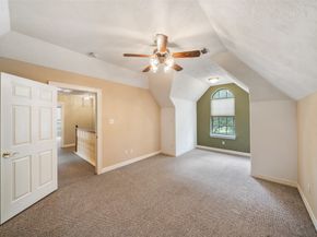 901 Longmire Road 28, Conroe TX 77304