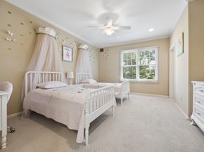 2207 Dunraven Lane, Houston TX 77019