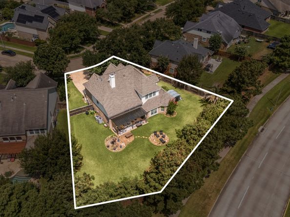 10502 Landsdowne Pointe Drive, Spring TX 77379