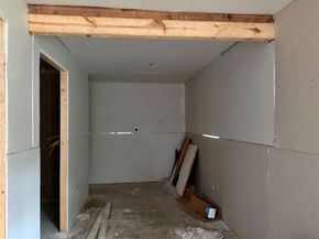 8402 Flintridge Drive, Houston TX 77028