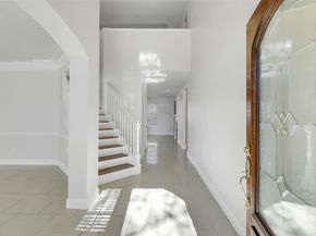 12426 Shadowpoint Drive, Houston TX 77082