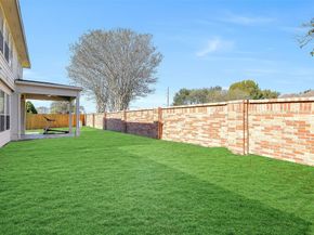 12426 Shadowpoint Drive, Houston TX 77082