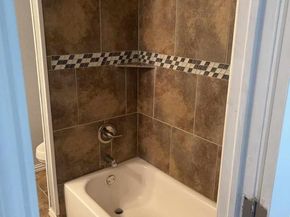 1701 Upland Drive 184, Houston TX 77043