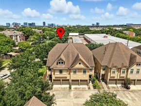 2903 Royal Oaks Grove, Houston TX 77082
