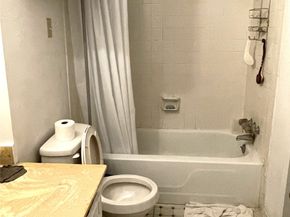 8200 Broadway Street 806 S, Houston TX 77061