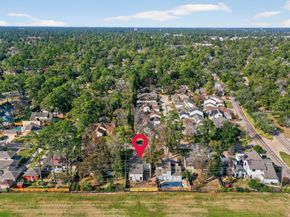 5711 Lorinowoods Drive, Houston TX 77066