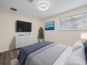 5711 Lorinowoods Drive, Houston TX 77066