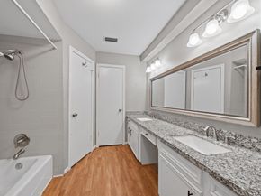 5711 Lorinowoods Drive, Houston TX 77066