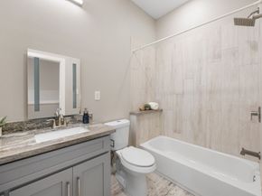 317 E 35th Street A, Houston TX 77018