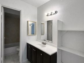 8200 Broadway Street 309, Houston TX 77061