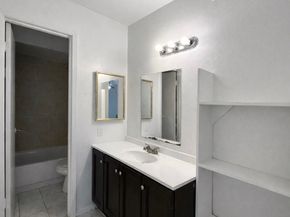 8200 Broadway Street 309, Houston TX 77061