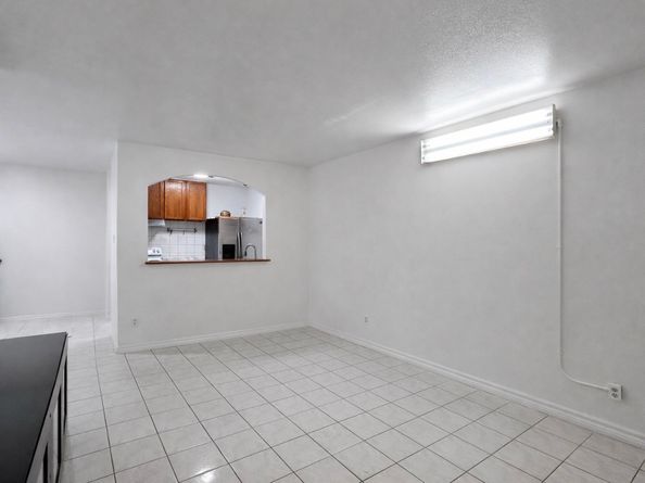 8200 Broadway Street 309N, Houston TX 77061
