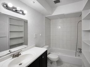 8200 Broadway Street 309, Houston TX 77061