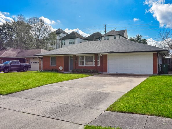 4125 Lymbar Drive, Houston TX 77025