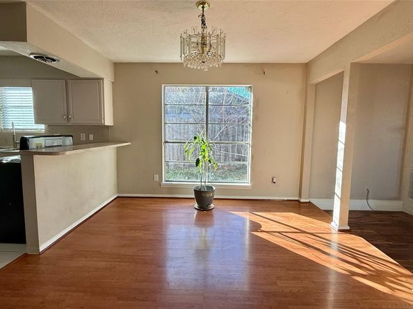 5702 Arncliffe Drive, Houston TX 77088