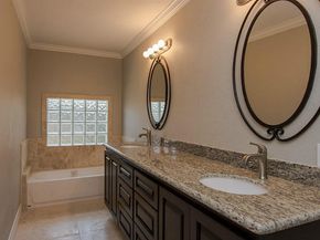 6514 Reamer Street, Houston TX 77074