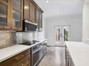2901 Bammel Lane 23, Houston TX 77098