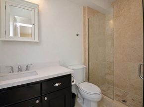 1818 Binz Street E, Houston TX 77004