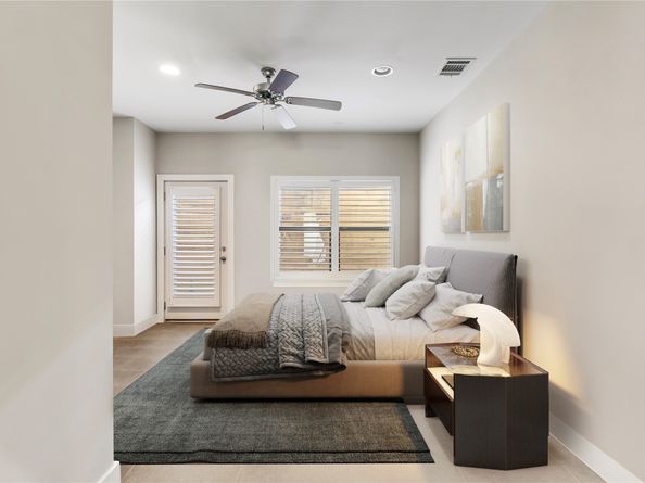 5911 Rose Street, Houston TX 77007