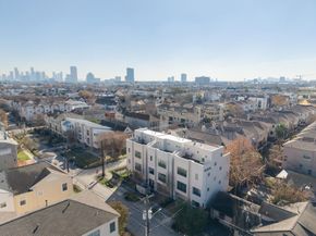 5911 Rose Street, Houston TX 77007